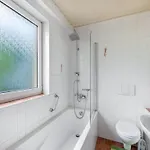 Cosy In With Balcony And Swimming Pool Appartement