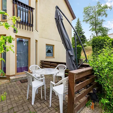 Appartement Cosy In With Balcony And Swimming Pool Dresden