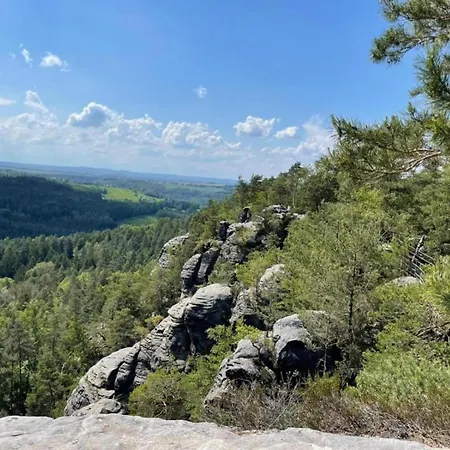 Cosy In With Balcony And Swimming Pool Appartement Dresden