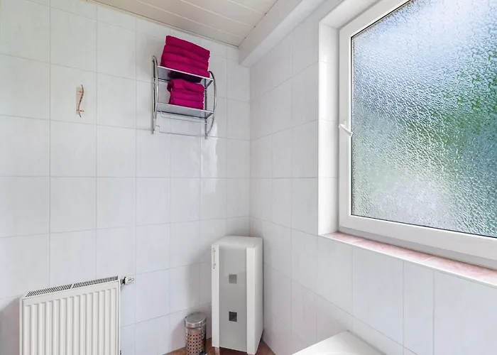 Cosy In With Balcony And Swimming Pool Apartamento *