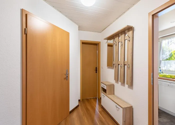 Cosy In With Balcony And Swimming Pool Dresde