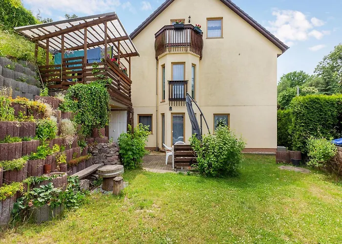 Cosy In With Balcony And Swimming Pool Apartamento Dresde