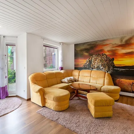 Apartment Cosy In With Balcony And Swimming Pool *