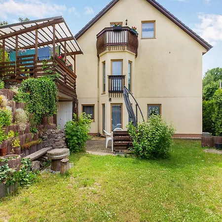 Cosy In With Balcony And Swimming Pool Apartment Dresden